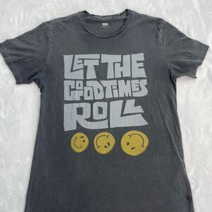 Levi's Let The Good Times Roll Graphic Tee Women's M